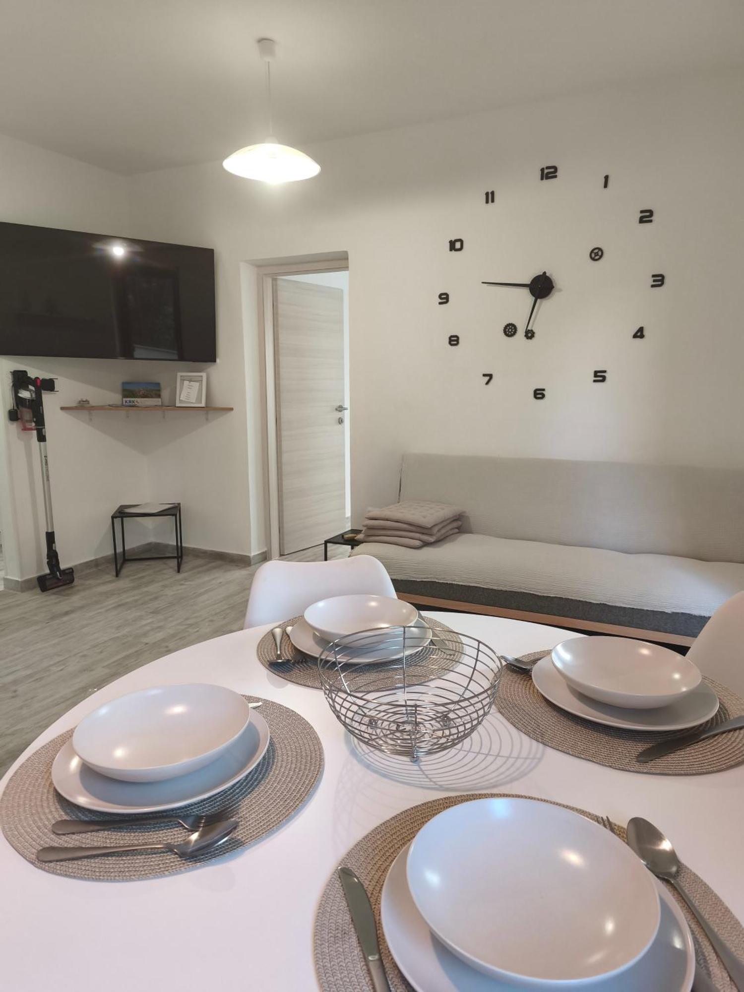 Apartmani Romana プナト 部屋 写真